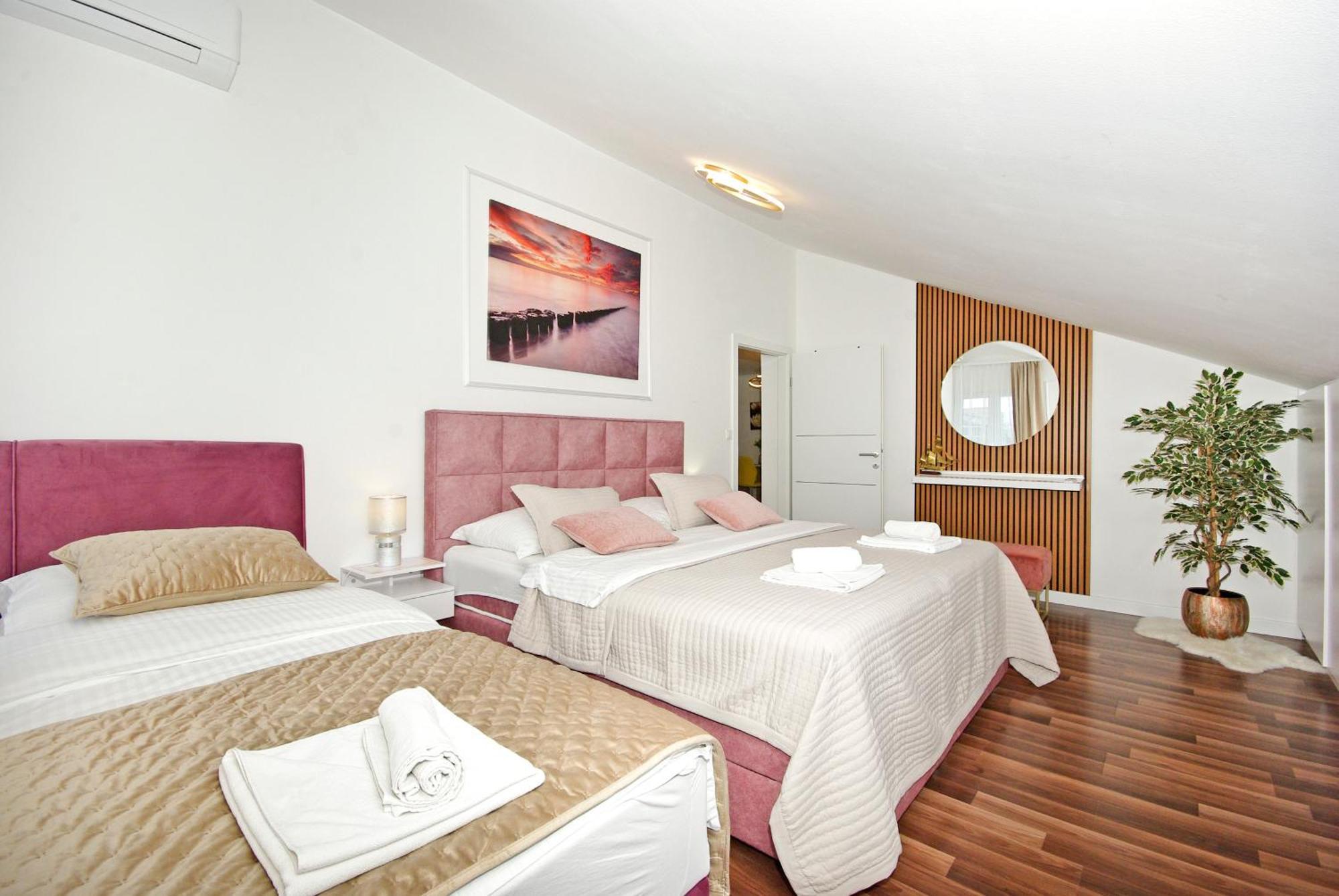 Villa Naomi Сплит Экстерьер фото